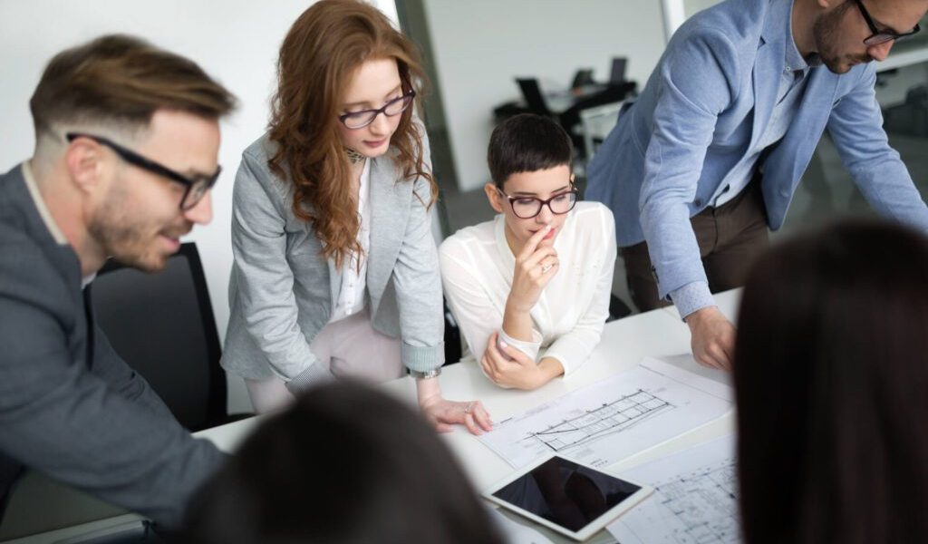 Gestion et Animation des Réseaux Sociaux pour Fédérer et Activer Votre Audience